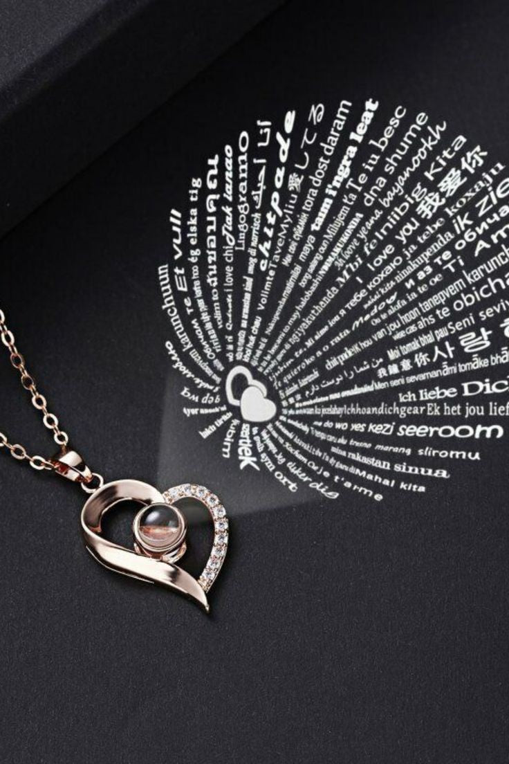 COLLIER AMOUR EN 100 LANGUES BEST WISHES
